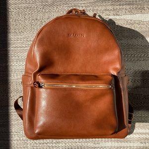 Māden All Day Backpack